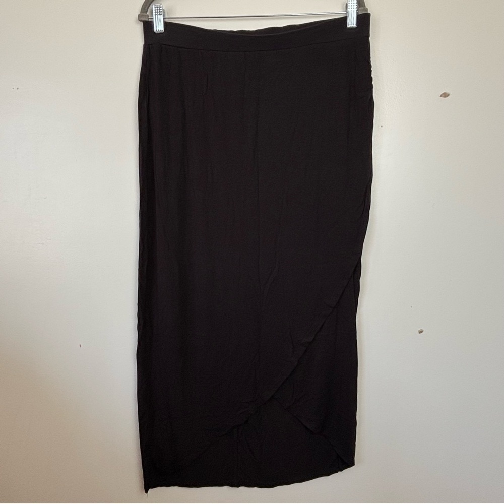 REITMANS Women’s Black Maxi asymmetrical skirt size Medium - Picture 3 of 7